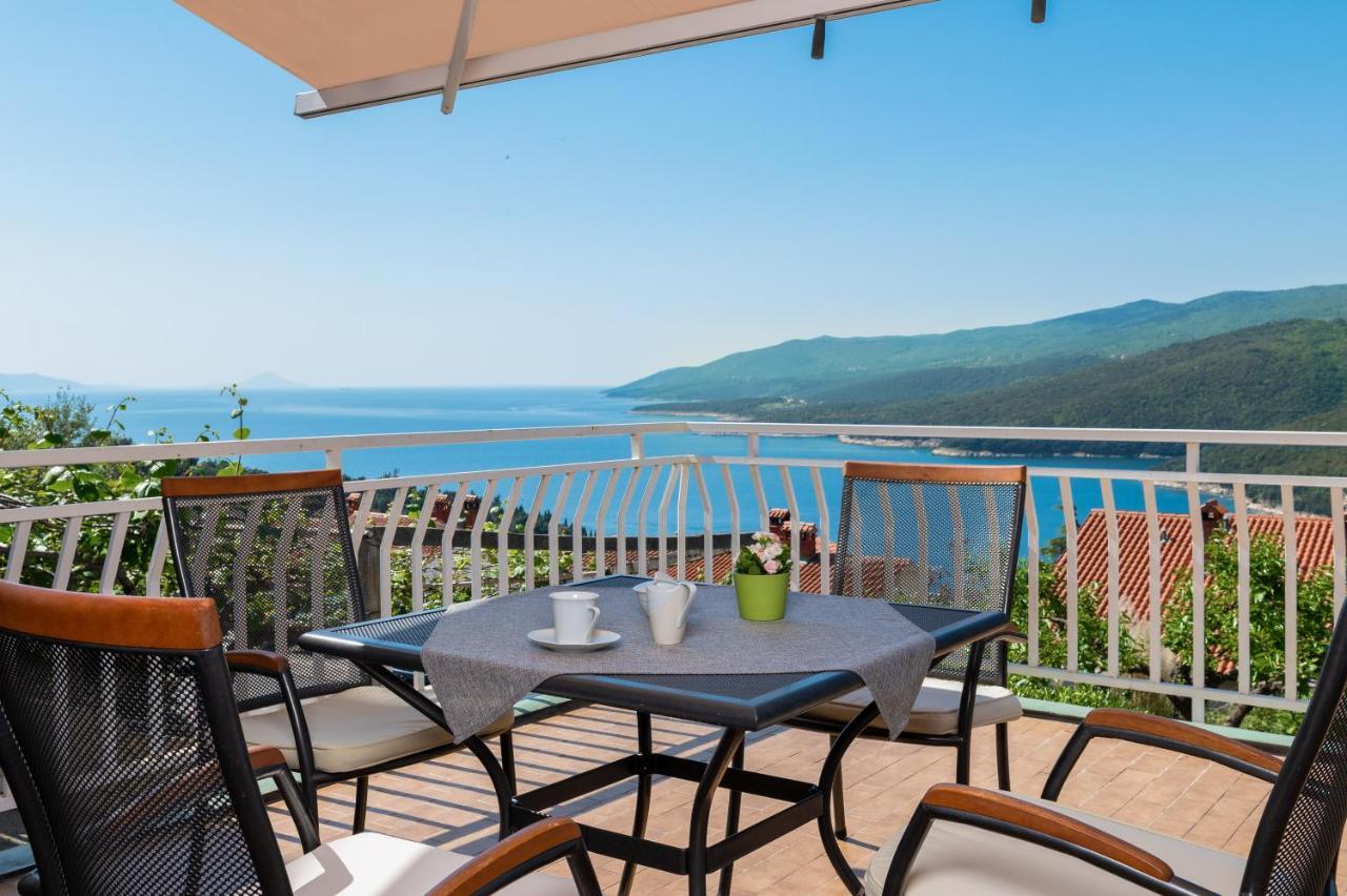 Valentino Apartment Rabac